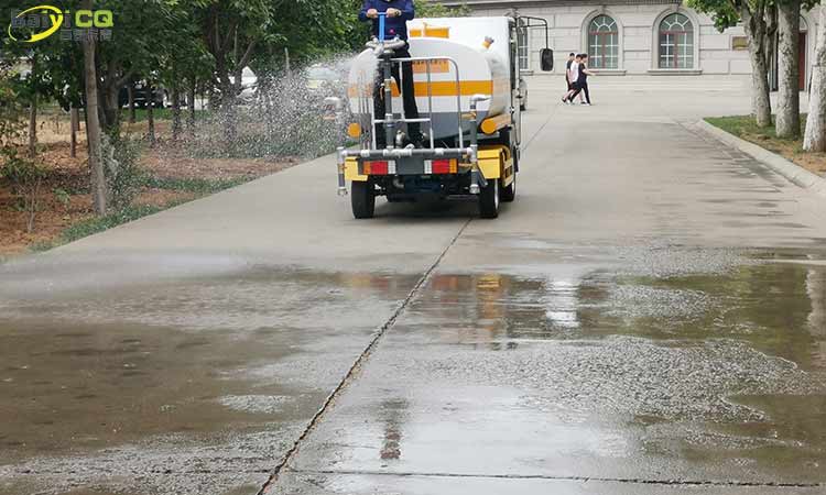 物業灑水車