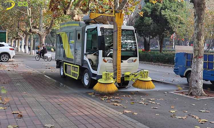 環衛樹葉收集車