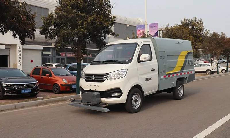 新能源高壓沖洗車：引領(lǐng)清潔革命，提升效率與環(huán)保，有公告，可上牌！