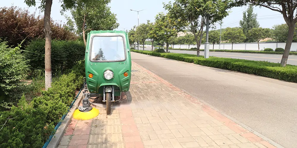 三輪高壓清洗車_小區高壓清洗車_物業小型高壓沖洗車_園區高壓清洗車
