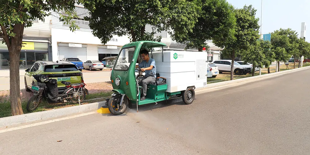 三輪高壓清洗車_小區高壓清洗車_物業小型高壓沖洗車_園區高壓清洗車
