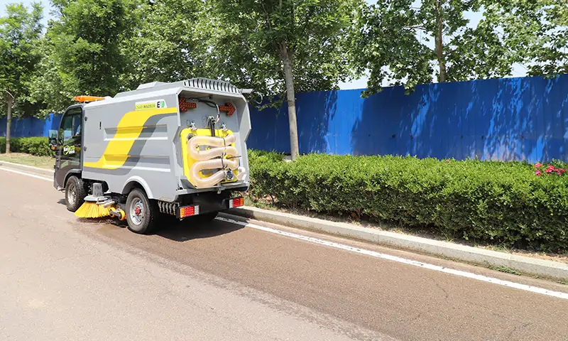 純電動洗掃車：引領綠色道路清潔新時代，顛覆傳統洗掃模式！