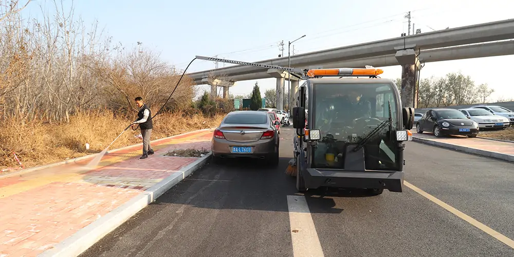 清掃車 電動掃地車 廠區掃地車 園區掃路車 景區清掃車