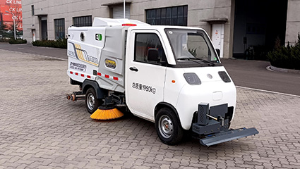 新能源洗掃車BY-CS2000車輛底盤(pán)